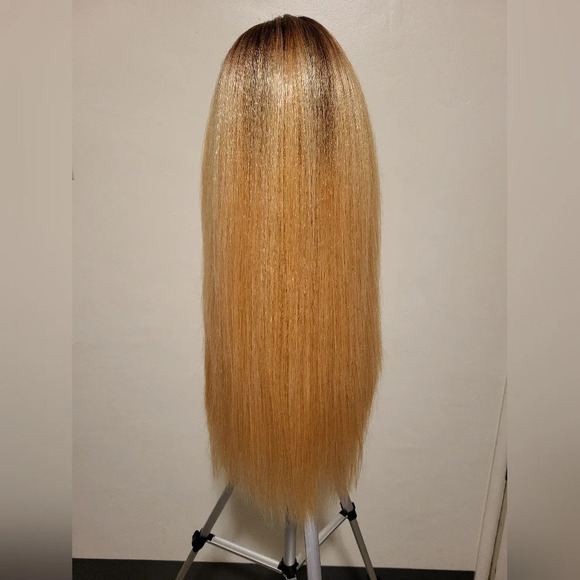 Sensationnel Series Swiss Lace Silk Based Lace Front Wig - Sunniva - T4/27/613 - Picture 5 of 9